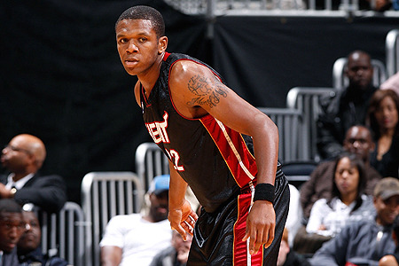 赛中多次利 赛中多次利