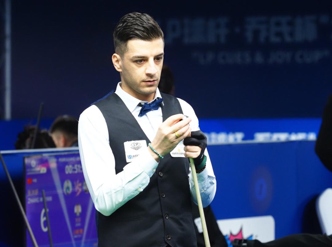 费尔南德斯 费尔南德斯