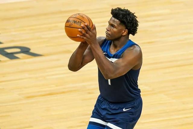 常规赛揭幕 常规赛揭幕