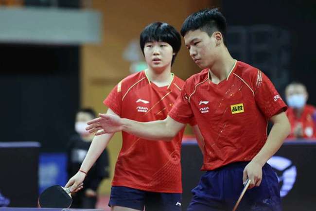 與斯特克倫 與斯特克倫