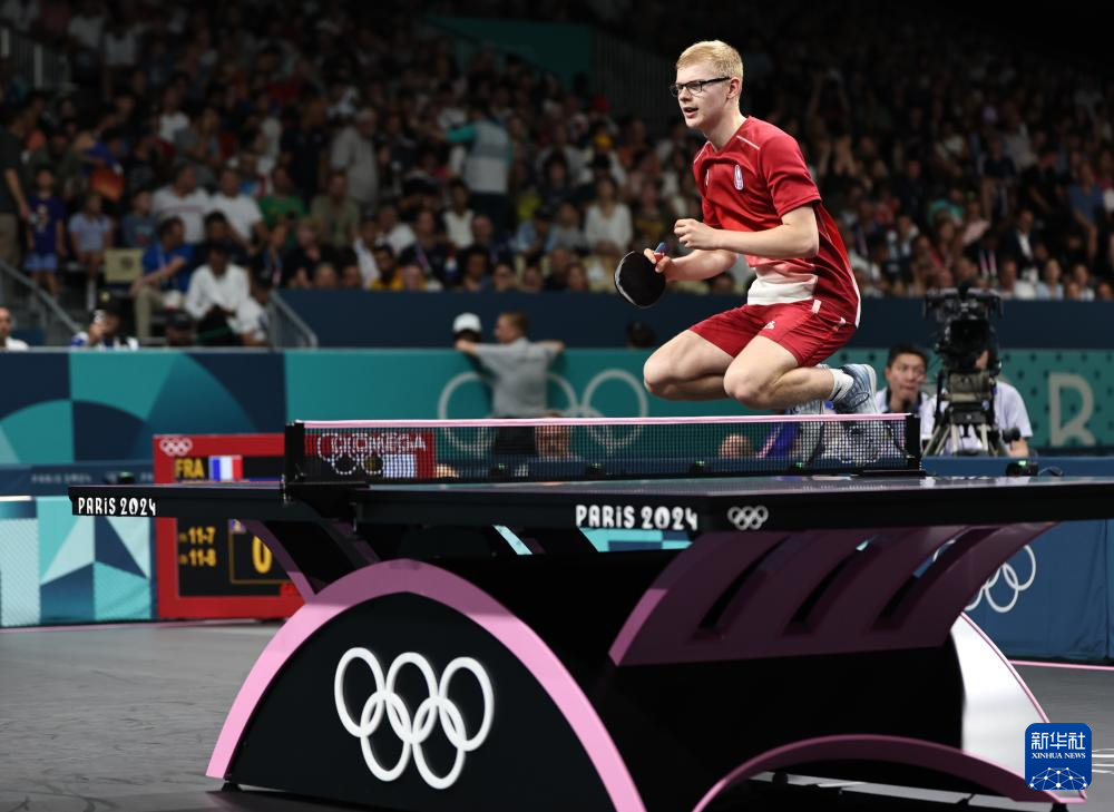 赛场上得到 赛场上得到