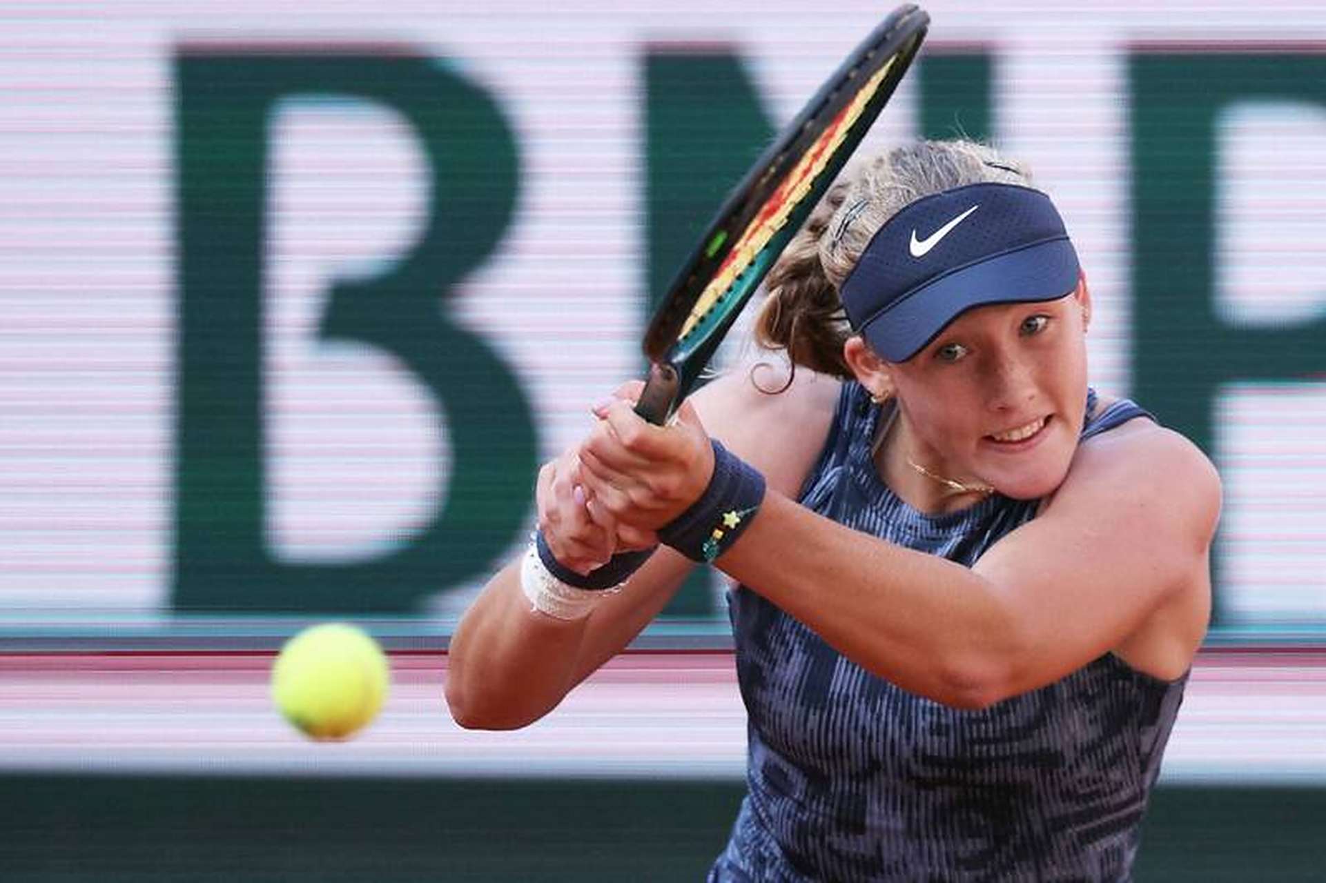 员因伤缺阵 员因伤缺阵