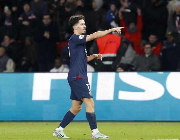 常训练按 常训练按